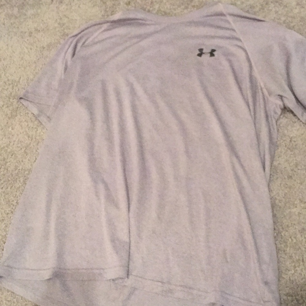 Men’s gray under armour t shirt